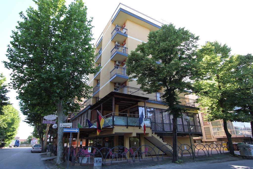 Hotel Settebello Cesenatico Exterior foto